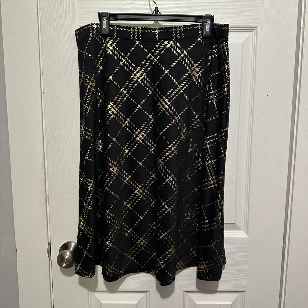 Black and Gold skirt